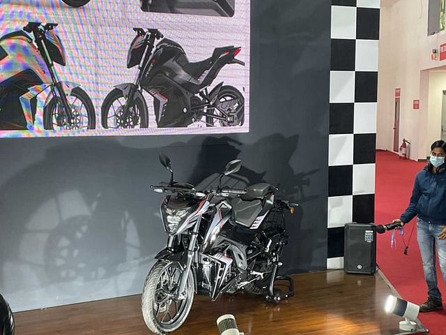 Tork kratos R