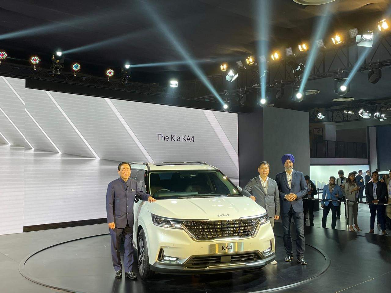 2023 Kia Carnival (KA4) Showcased At The 2023 Auto Expo