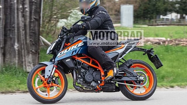 2023 KTM Duke 390