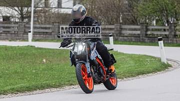 2023 KTM Duke 390