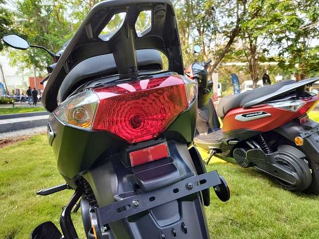 Ampere Primus e-scooter