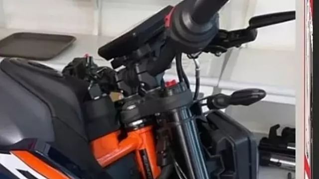2023 KTM Duke 390