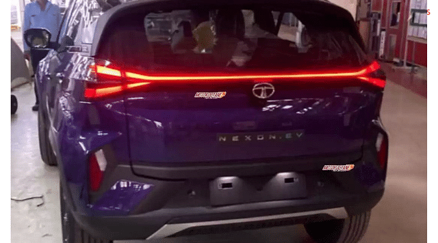 Tata Nexon EV (1)