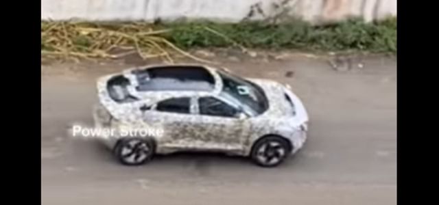 mahindra coupe SUV