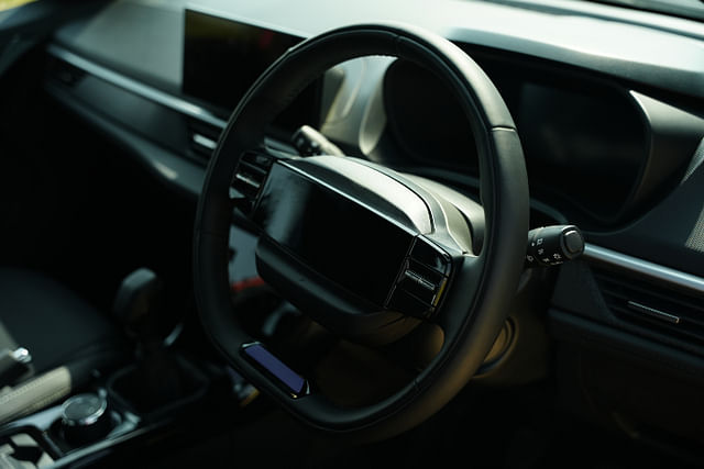  Tata Nexon