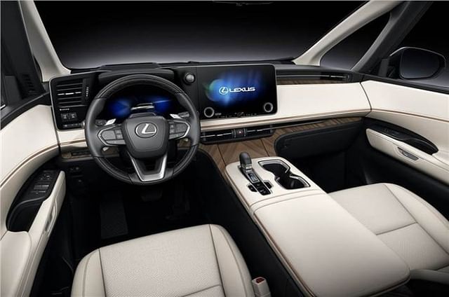 Lexus LM 350h