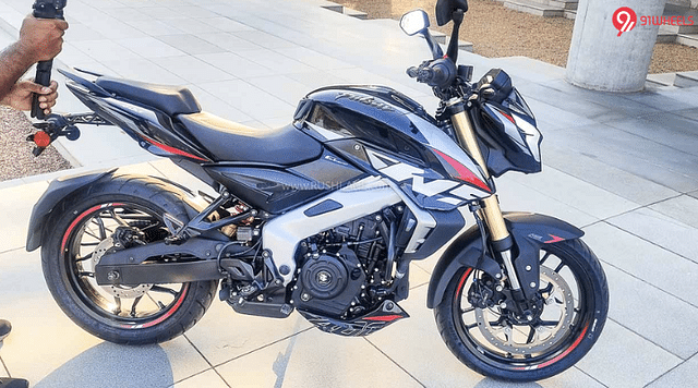Bajaj Pulsar NS400
