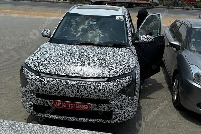 Kia Carens Facelift