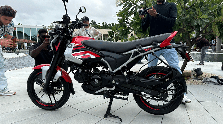 Bajaj Freedom 125 CNG Launched, Check Out The Image & Colour Gallery Here!