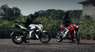 Yamaha MT 15 V2 VS Bajaj Pulsar N160