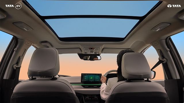 Mahindra BE 6e Vs Tata Curvv EV