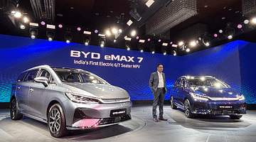 BYD eMAX 7