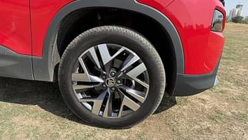 skoda kylaq alloys