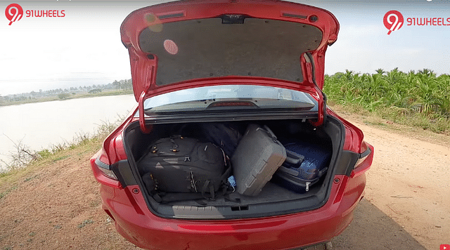 Hybrid cars 