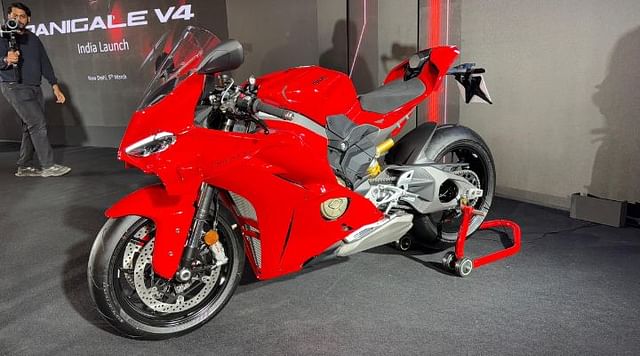 ducati panigale v4
