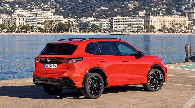 Volkswagen Tiguan Vs Mercedes GLA 200