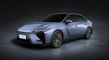 2025 lexus es