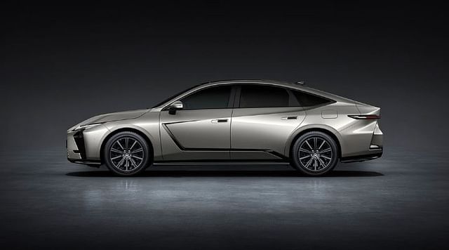 2025 lexus es