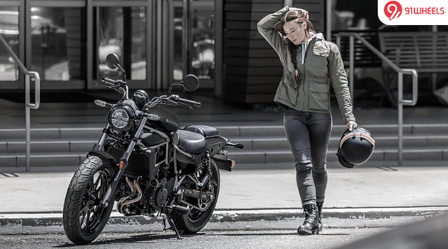 2025 Kawasaki Eliminator Vs RE Super Meteor 650