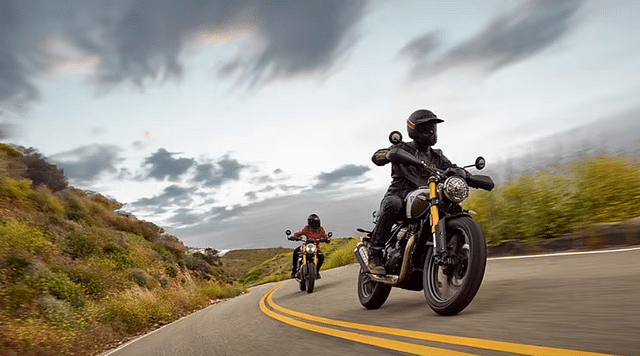 2025 TVS Apache RR310 