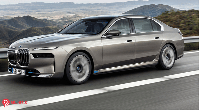 BMW i7