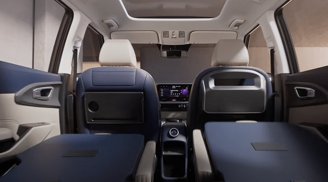 Kia Carens Clavis