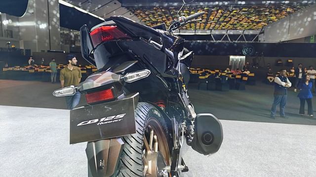 CB125 Hornet