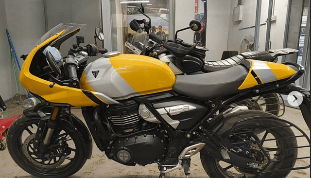 Triumph Thruxton 400