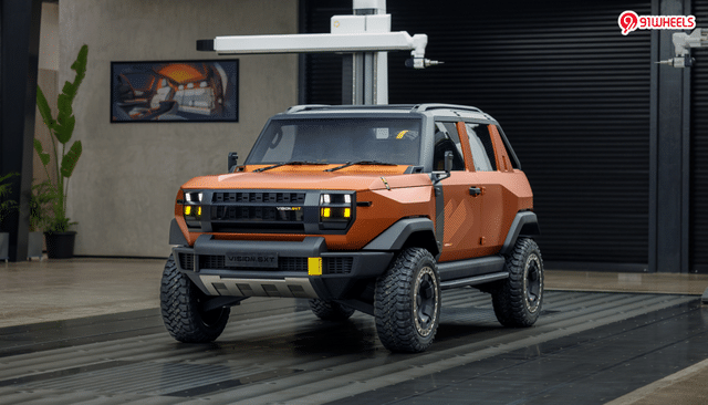 Mahindra Vision T and SXT 