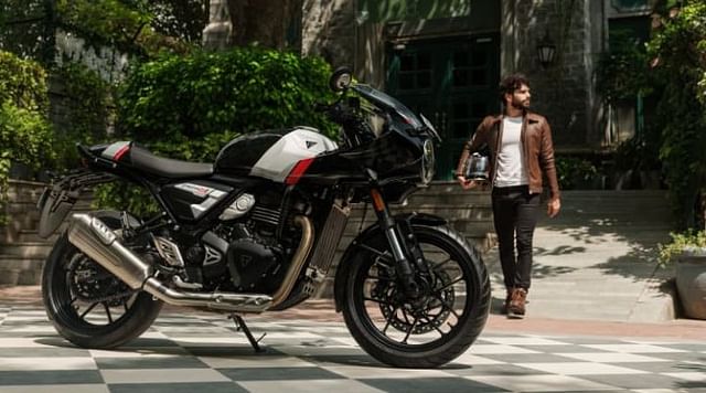 triumph thruxton 400