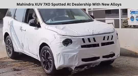 Mahindra XUV 7XO Spotted At Dealership With New Alloys