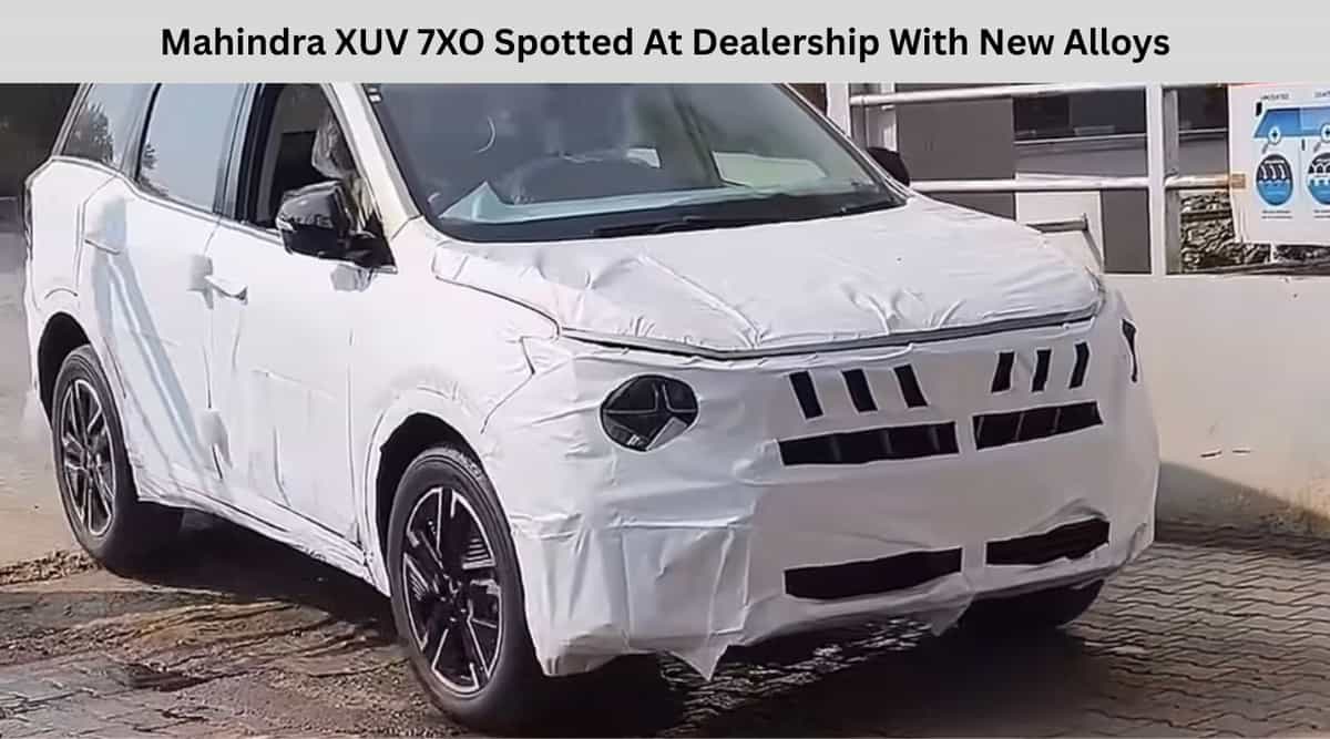 Mahindra XUV 7XO Spotted At Dealership With New Alloys Mahindra XUV 7XO Spotted At Dealership With New Alloys
