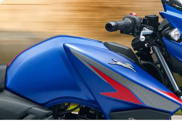 Image 2 of Apache RTR 160 by Prakhar Pandey