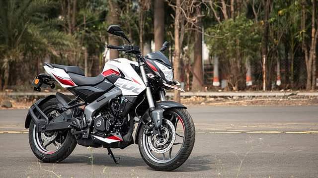 Image 2 of Pulsar NS200 by Jishnu T