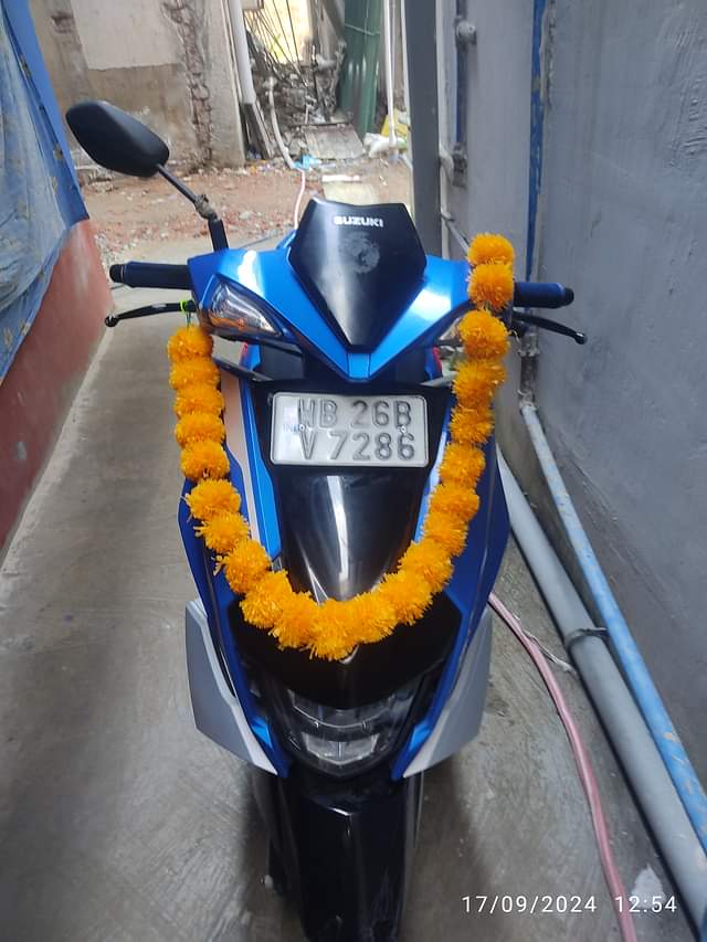 Image 1 of Avenis by Arun deb