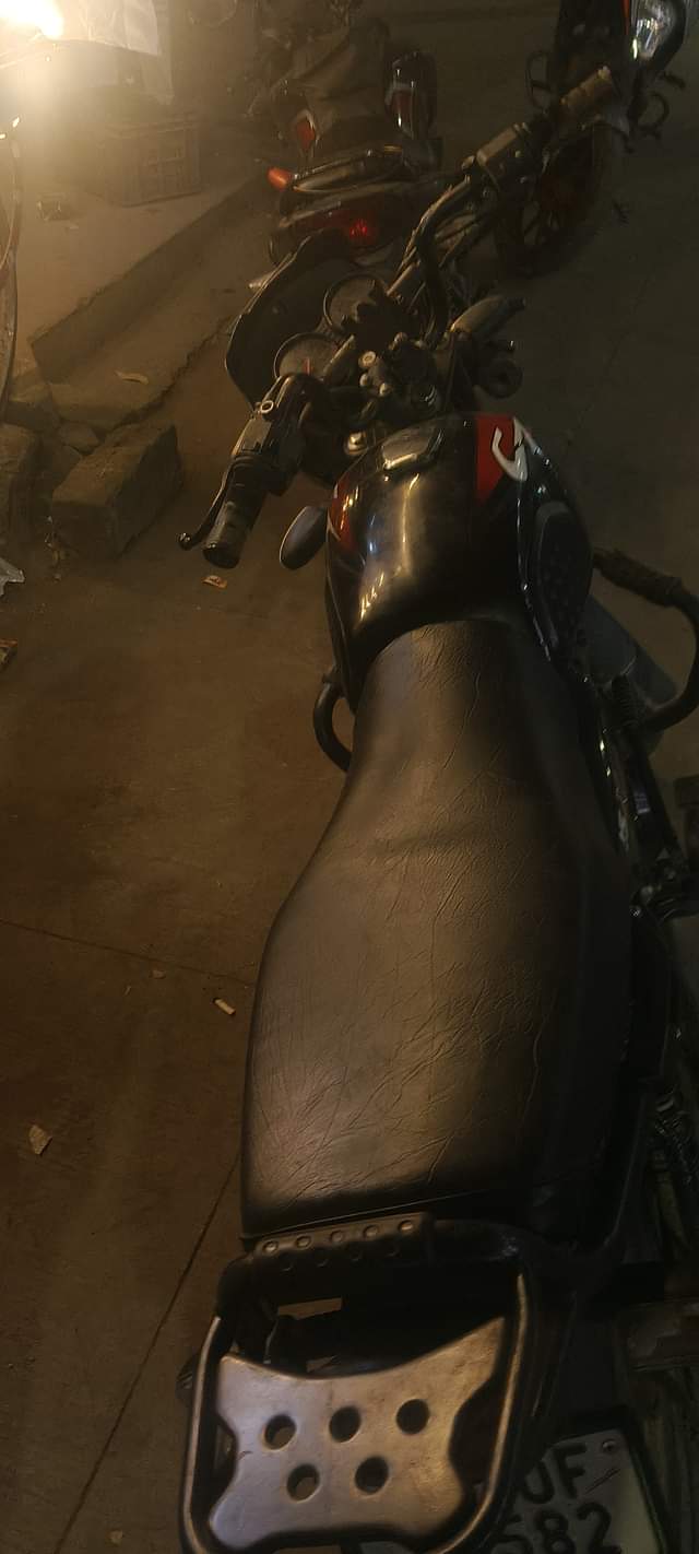 Image 2 of CT 125X by Jatoth Nishanth