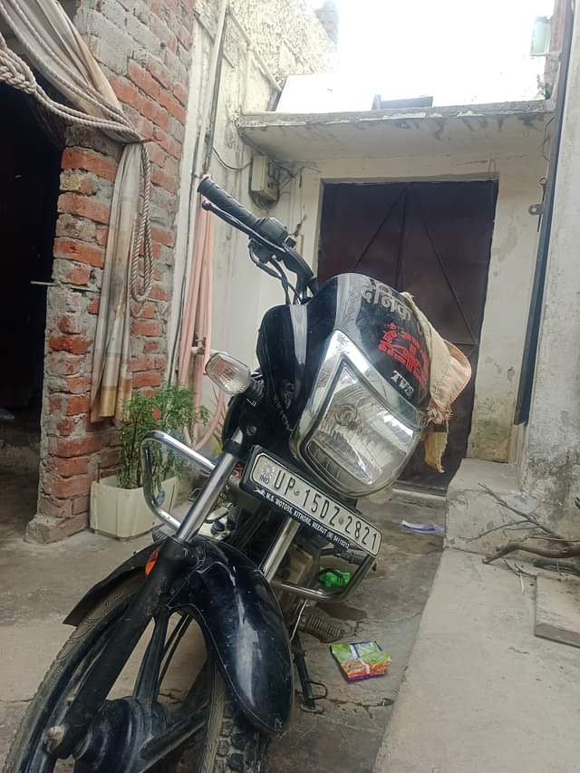 Image 1 of Radeon 2018-2020 by Lawrance Sajlan