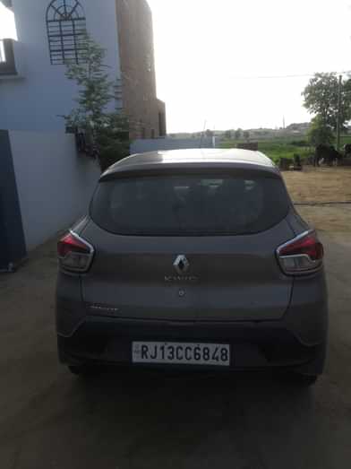 Image 3 of Kwid by Shahnawaj khan