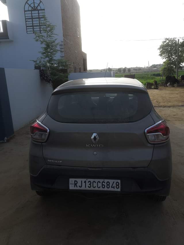 Image 2 of Kwid by Shahnawaj khan