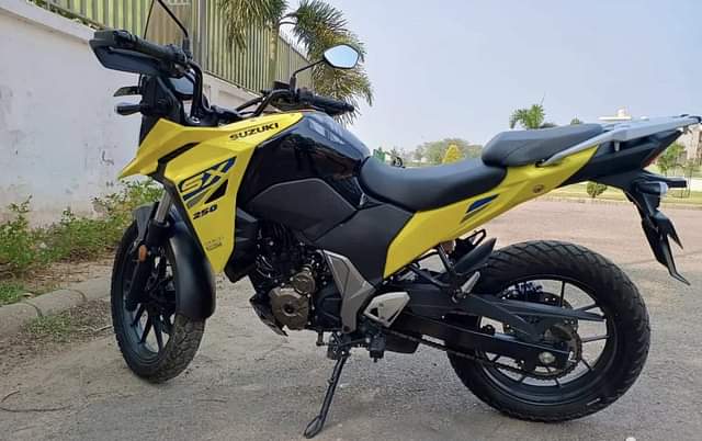 Image 1 of V-Strom SX 250 by Prashant 