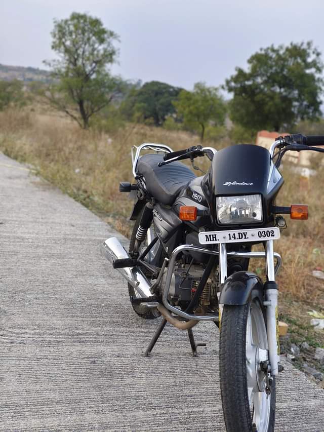 Image 1 of Splendor Plus by Akshay 