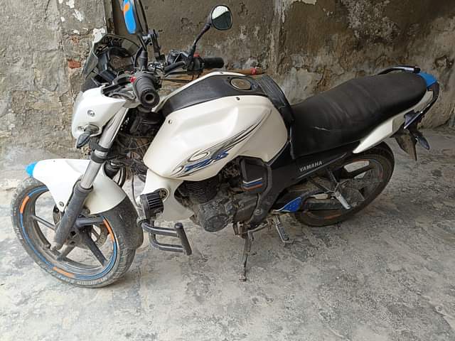 Image 1 of FZ-S FI by Krishan Kumar