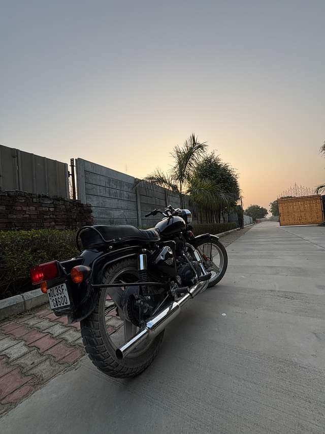 Image 2 of Bullet 350 by Nikhil 