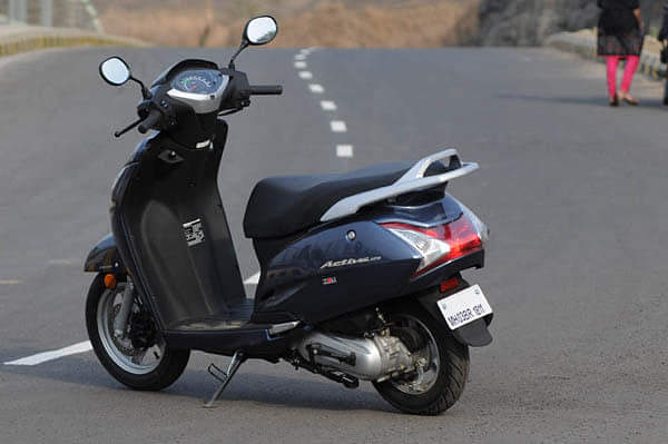 Image 1 of Activa  2000-2015 by AROMAL 
