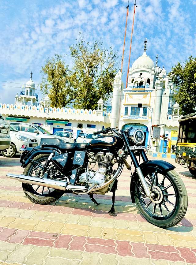 Image 1 of Bullet 350 by Harpinder Singh
