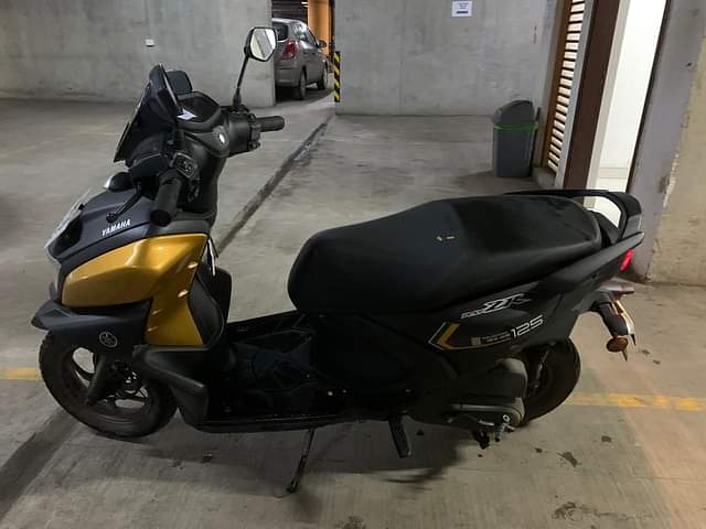 Image 2 of RayZR 125 Fi-Hybrid by Prashant bhanushali