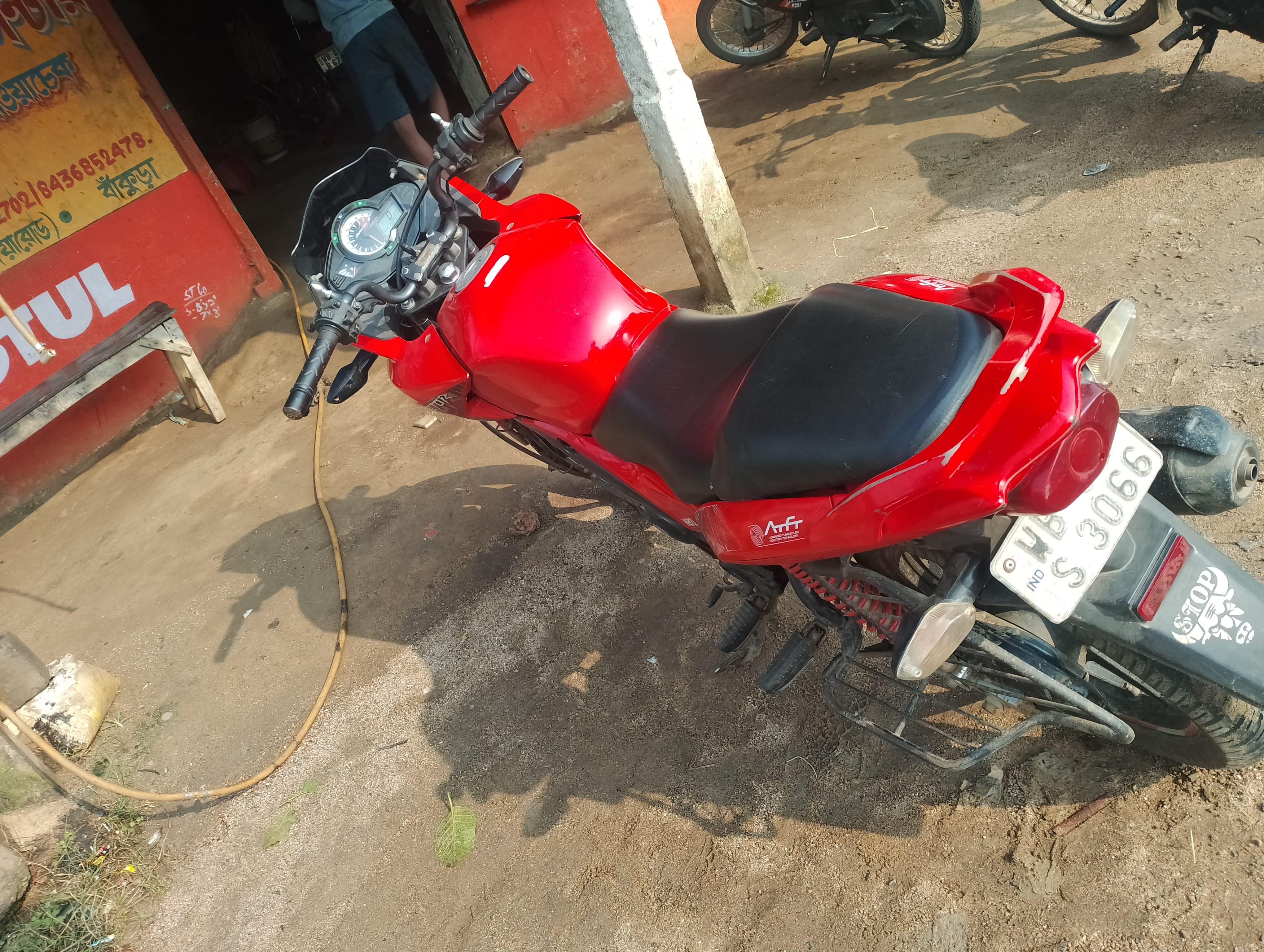 Review image 3 by Maharaj Singha Review image 3 by Maharaj Singha