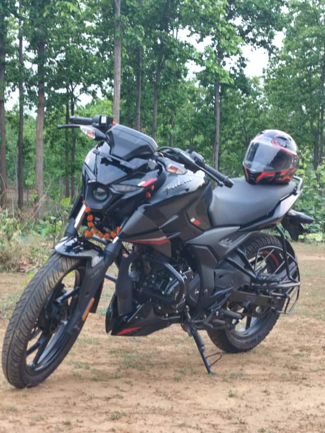 Image 2 of Pulsar N150 2023-2025 by Chiranjeet Kumar