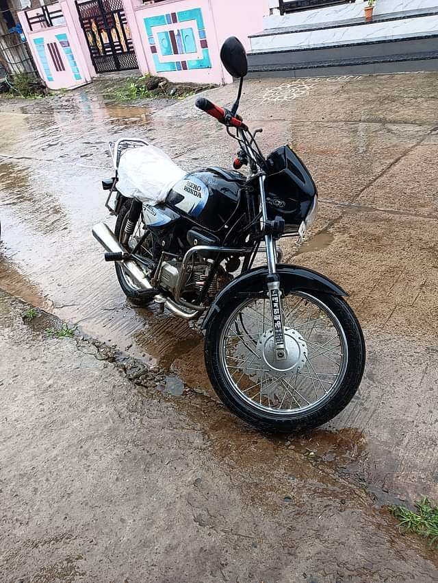Image 1 of SP 125 by Roshan khawshe
