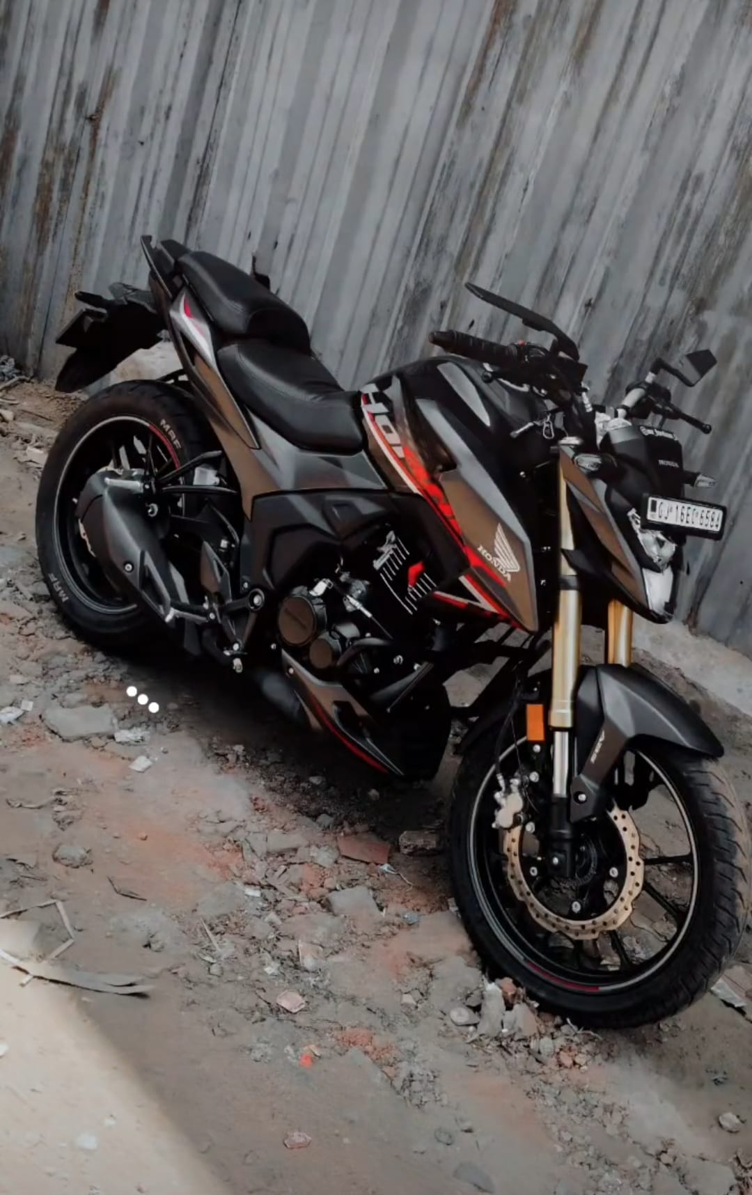 Review image 2 by FARDEEN Review image 2 by FARDEEN